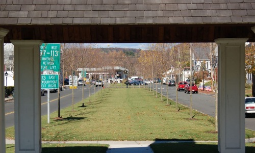 Your Complete Guide to Living in Groveland